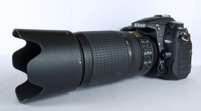 Nikon D7000 with Nikkor 70-300/4.5-5.6