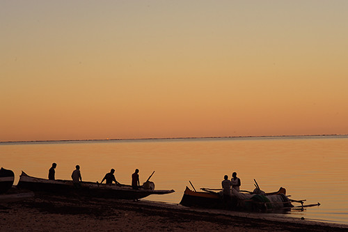 MDG-Ifaty-1201-047-v1 by anthonyasael, Madagascar, Tulear, Ifaty, fishermen going at sea at pink sunrise


<a href="http://www.artinallofus