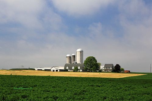 pennsylvania barns may silos 2012 farmsteads lebanoncounty greatskies canon24105l may2012 pennsylvaniabarns