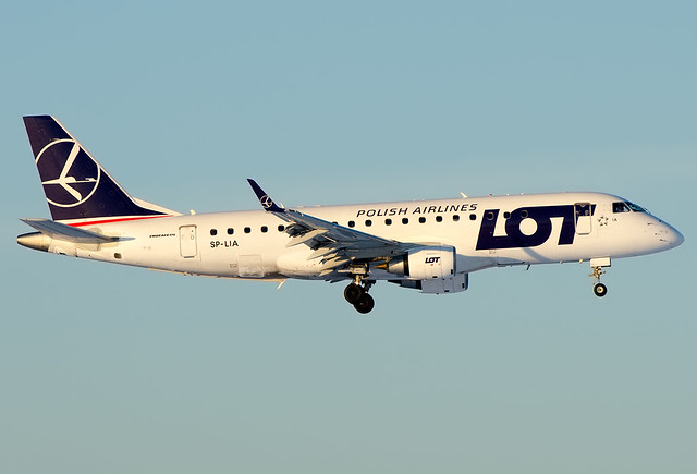 SP-LIA  LOT - Polish Airlines / Polskie Linie Lotnicze Embraer 175LR (ERJ-170-200LR)