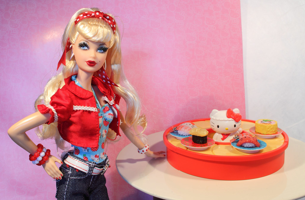 zingen grillen toewijzing Barbie visits the Hello Kitty Sushi Bar (3) | I knew I forgo… | Flickr