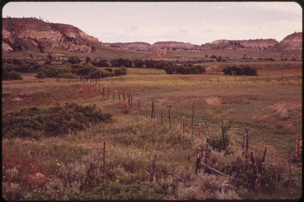 Powder River Ranch Ia Ranch lands in the Powder River Basin near Colstrip. Long-… | Flickr