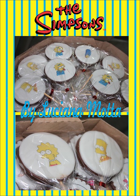 Pirulitos de chocolate tema Os Simpsons (The Simpsons themed chocolate lolly pops)