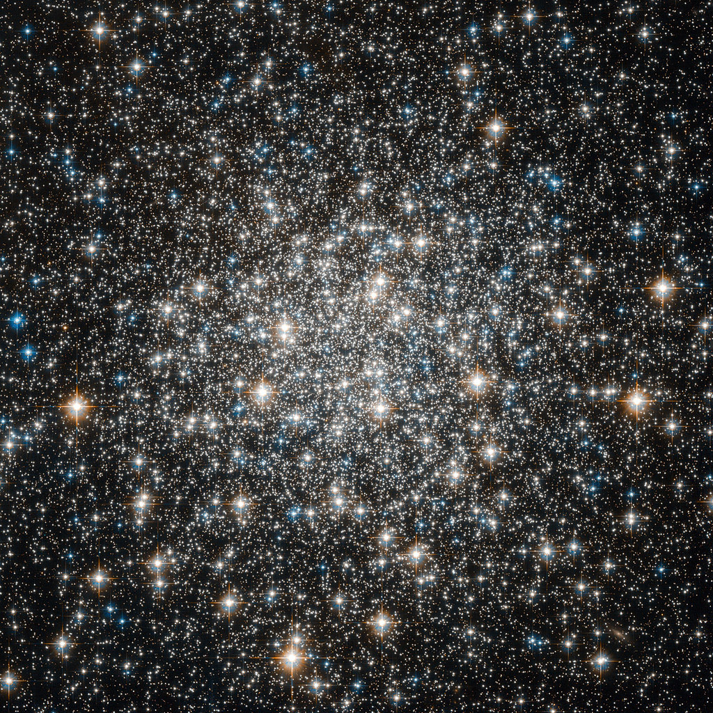 Hubble Views the Globular Cluster M10