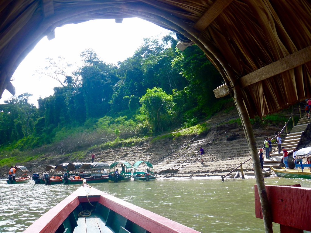 Yaxchilan -fiume Usumacinta,confine tra Messico e Guatemala