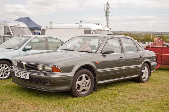 1993 Mitsubishi Sigma