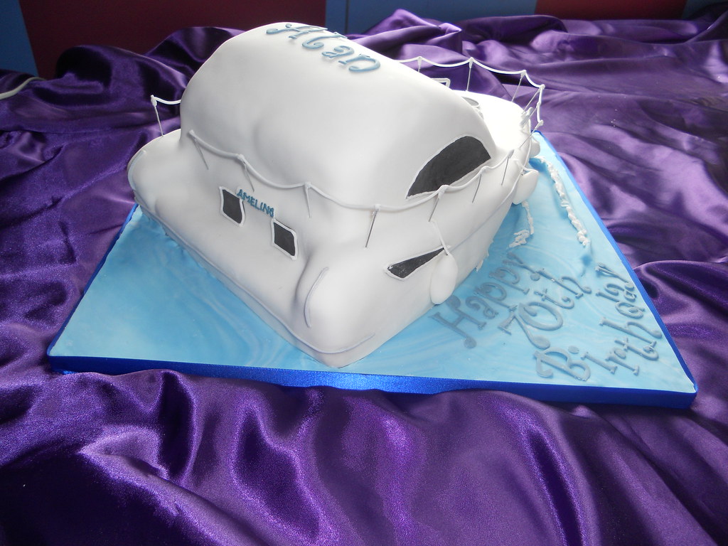 Cabin cruiser boat birthday cake