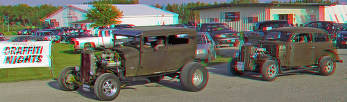 cars stereoscopic stereophoto anaglyph iowa anaglyphs onawa redcyan 3dimages 3dphoto 3dphotos 3dpictures stereopicture graffitinights061513