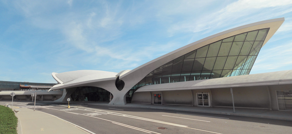 DSCN2410-12 | TWA Flight Center, New York City Eero Saarinen… | Flickr