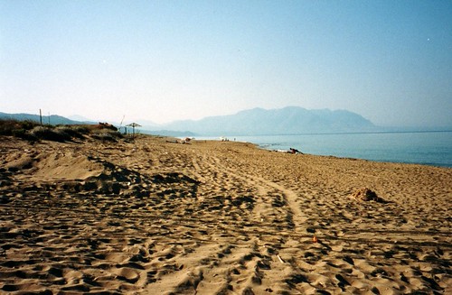 tholo beach 2