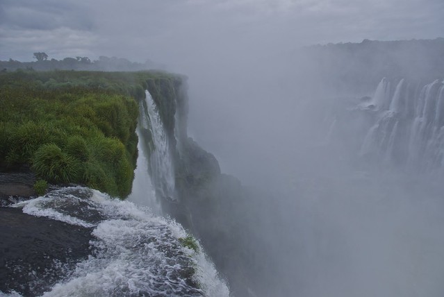 Cloud Spray, Devil's Throat, Iguazu Falls