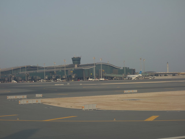 201605006 Doha airport