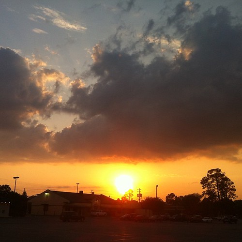 #sunset over the 'Boro by Sh4rK_Se7eN, square squareformat iphoneography instagramapp uploaded:by=instagram foursquare:venue=4f9826f7e4b036