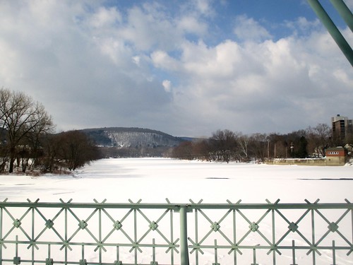 winter snow newyork ice binghamton susquehannariver appalachianmountains confluencepark westernview chenangoriver ahobblingaday