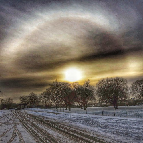 park sun snow chicago forest effects 22 day cloudy halo hazy atmospheric degree chicagoist