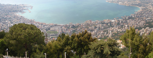 lebanon white statue bronze site shrine mediterranean village muslim hill olympus tourist stylus beirut virginmary lebanese pilgrimage christians attraction marian liban druze libanon harissa jounieh blessedvirginmary maronite ourladyoflebanon bayrut frenchmade notredameduliban سيدةلبنان bayofjounieh 850sw μ850sw patriarchofantioch markaveritt patronsaintoflebanon queenoflebanon beiruter