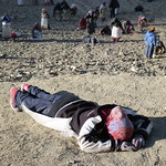 60 Ladakh Leh prosterneren