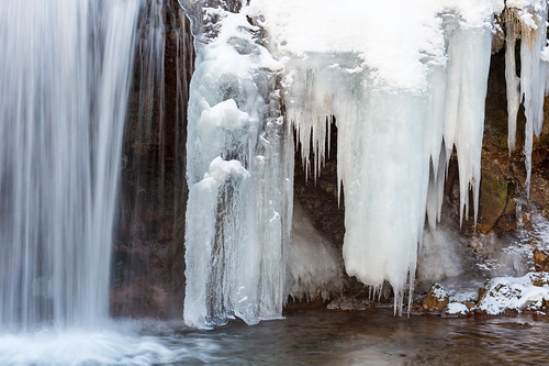 winter ice water japan frozen 日本 february crazyshin nagano 滝 2015 氷 長野県 横谷峡 茅野市 afsnikkor70200mmf28ged 氷瀑 nikond4s 20150211ds14621 凍える