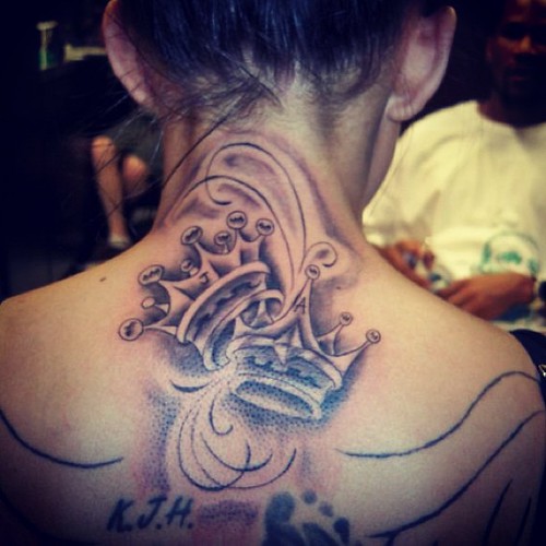 #Crowntattoo #tattoolife #inklife #mrkartoons #houseofinkdenver #denver #colorado #thebest #tattooshop | by Mrkartoons
