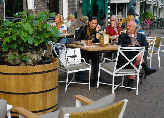 SINDS.NL - Co van der Horst : Café/Slijterij Oosterling