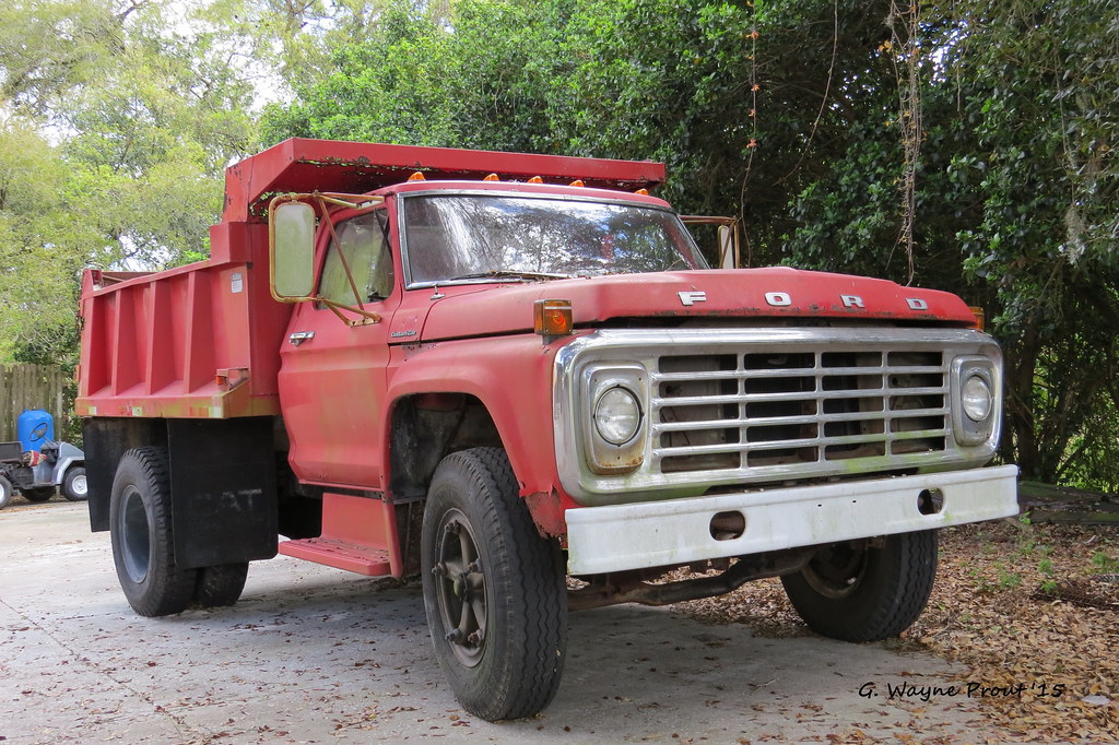 1977 Ford F600 Custom Cab Dump Truck - Lakeland Florida U.S.A. 