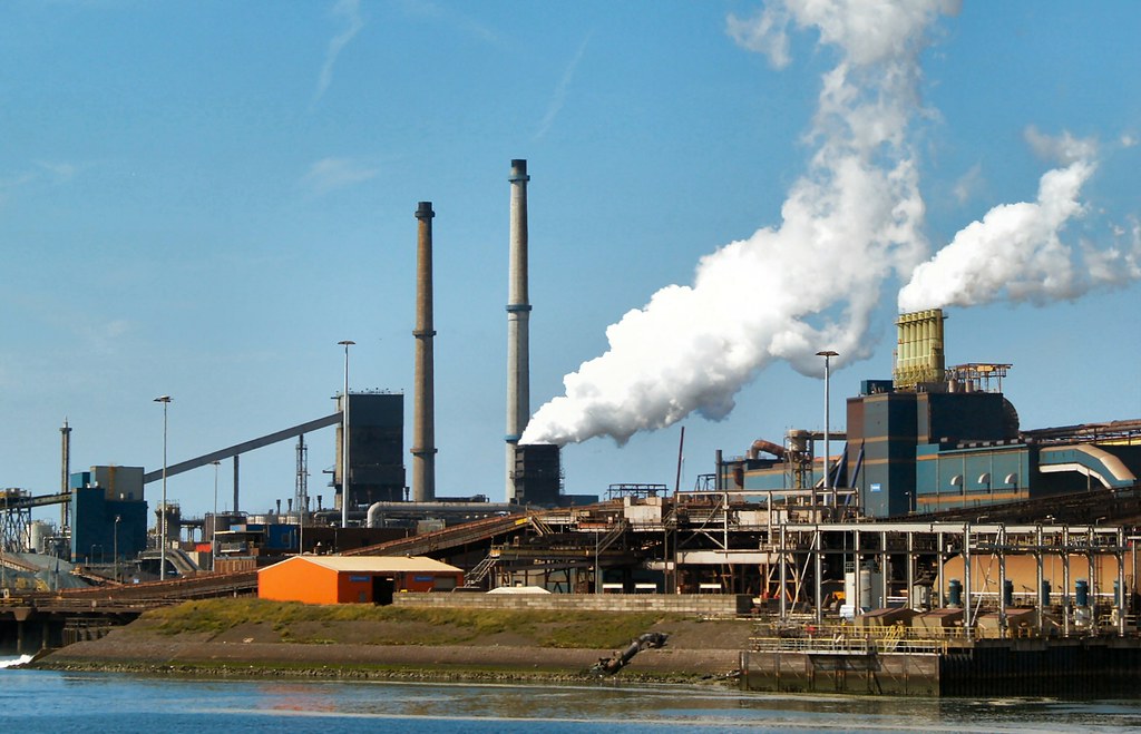 Сталелитейный завод Tata Steel в Нидерландах
