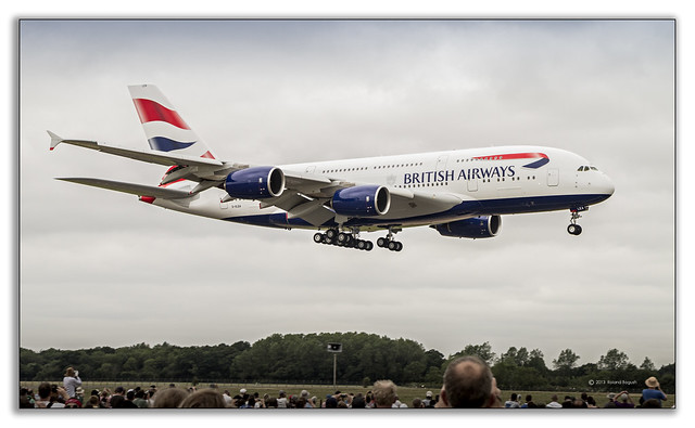 British Airways Airbus A380 makes VERY low pass at RIAT Fairford