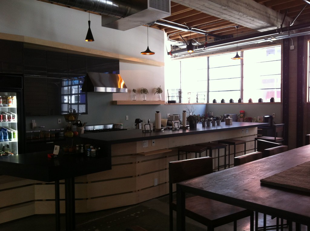 Lounge Kitchen