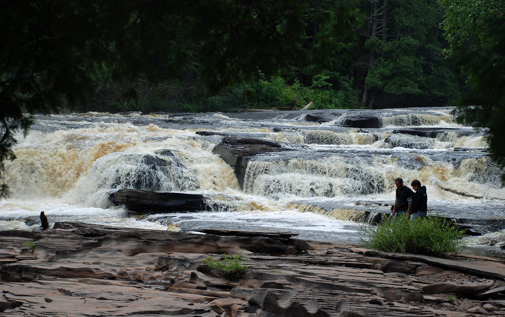 Manido Falls, Presque Isle River