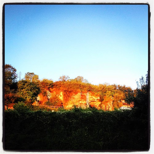 Sunnrise #nasgrafischontwerp #montsoreau #france #iphone #iphonesia #iphoneonly #iphonegraphy #iphoneography #igdaily #igers #igersoftheday #igersfrance #sunrise by patrick nas, square lofi squareformat iphoneography instagramapp uploaded:by=instagram