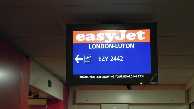 easyJet EZY 2442 to London-Luton, Paris Charles De Gaulle Airport
