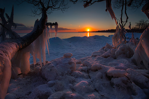 winter sunset sun ontario ice canon whitby whitbyontario leefilters timothycorbinphotography lakeontariowhitbymarina