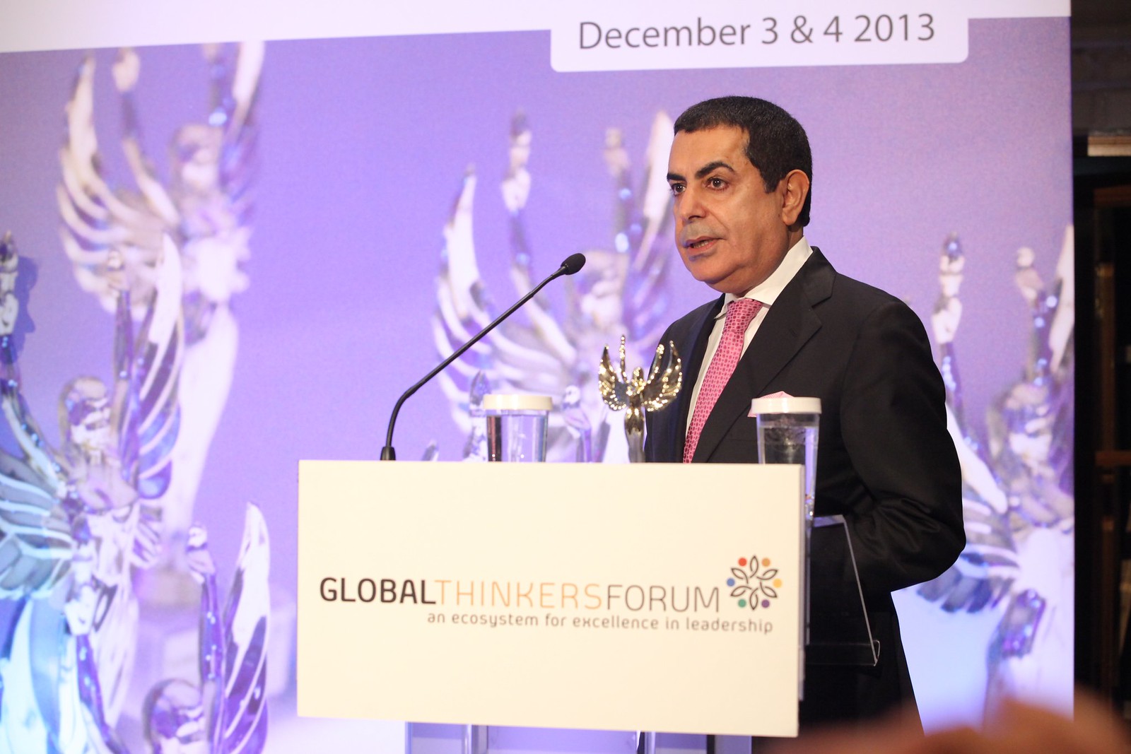 H.E. Mr Nassir Abdulaziz Al Nasser receiving the GTF 2013 Award for Excellence in Leadership