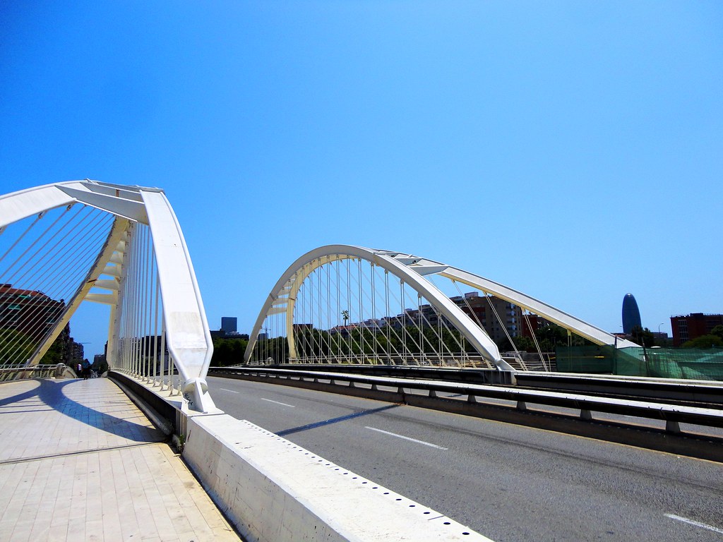 Santiago Calatrava - puente Bac de Roda, Barcelona | Flickr