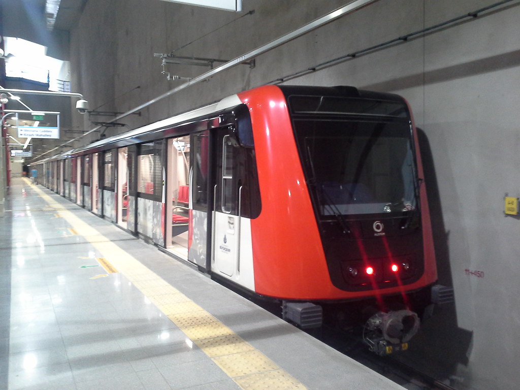 Basaksehir Metro