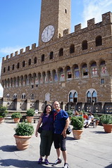 Sue and Bruce infront Palazzo Vecchio