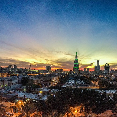 sunset sky panorama clouds landscapes skies cloudy riyadh cloudscape cloudysky landscapephotography cloudysunset skylover nikondslr nikonphotographer nikonphotography nikond90 sunsetpics landscapelovers uploaded:by=flickstagram skycaptures instagram:photo=90578605337103061715033002 riyadhlife instagram:venuename=riyadh2csaudiarabia instagram:venue=213008247