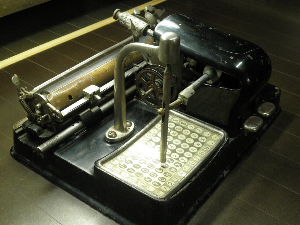 Máquina de escribir Mignon - serie 129.032