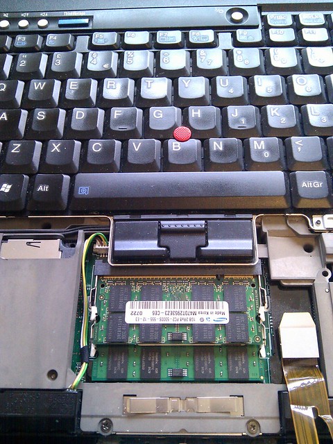 ibm lenovo thinkpad T60 memory