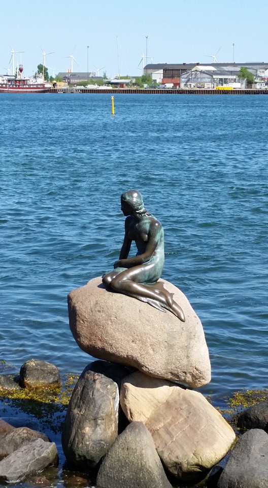 The Little Mermaid statue in Copenhagen