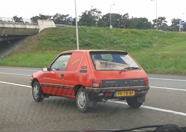 Peugeot 205 Comm. (VR-78-BF)