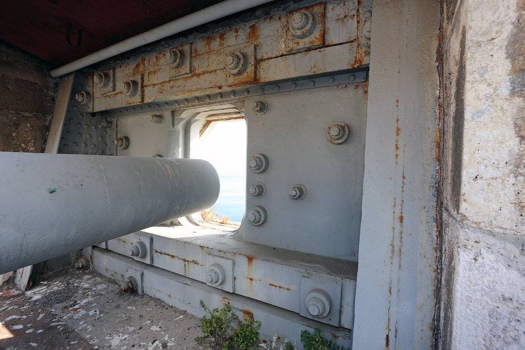 Gibraltar Shield & 10-inch 18-ton Rifle Muzzle Loading Gun, Parson's Lodge Battery, Gibraltar