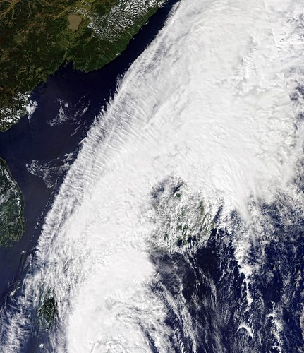 Typhoon 18 and Japan | by sjrankin