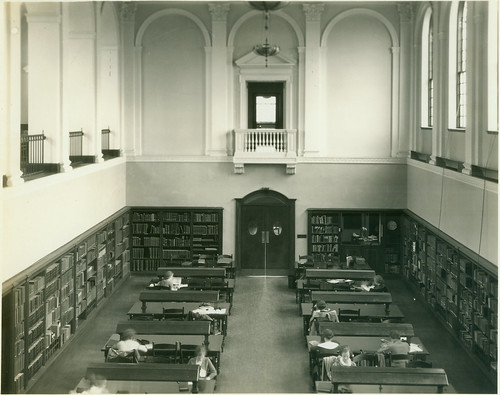blackandwhite students interior library readingroom 30s sweetbriarcollege library1933acopy