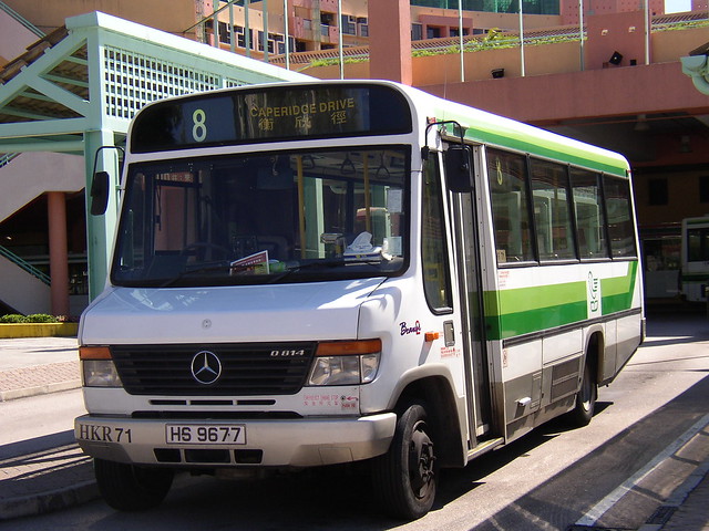 Discovery Bay Bus / Mercedes Benz O814 (Body by Plaxton Beaver) / HKR71 HS_9677