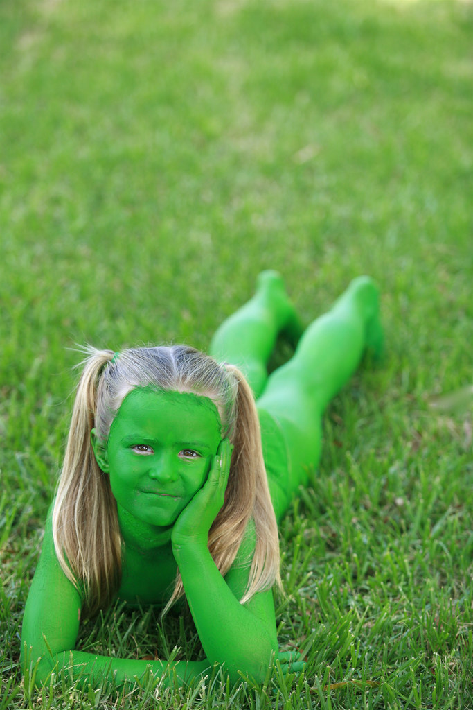 Bodypainting Child  grass