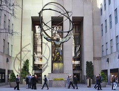 Atlas Statue in Rockefeller Center, NYC
