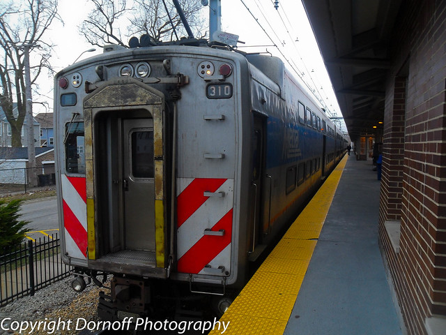 Metra Electric Train at 93rd Station