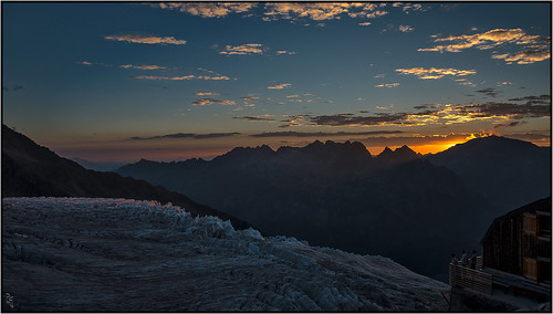 france alps montagne alpes sunrise landscape nikon glacier d750 paysage eté aiguillesrouges massifmontblanc refugealbert1er nikond750