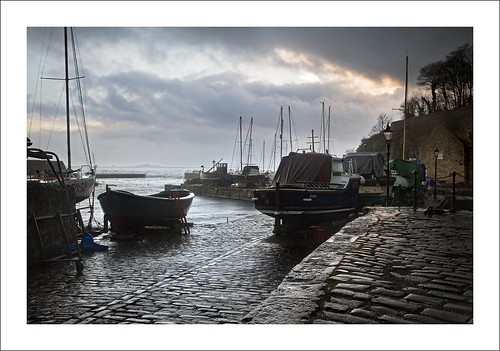 winter zeiss canon reflections boats coast scotland mood harbour fife availablelight silhouettes coastal northsea raining cobbles masts ze firthofforth estuaries dysart dreich bythesea leefilters distagont235 eos5dmkii 06ndgradhard distagon352ze